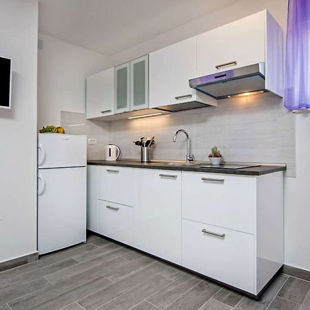 Apartment And Studio Tereza Rovinj Exterior photo