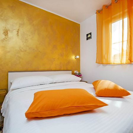 Apartment And Studio Tereza Rovinj Exterior photo